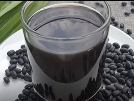 Đỗ đen thanh nhiệt, thải độc nhưng nhóm người sau không nên dùng nhiều