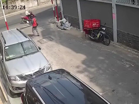 Bắt kẻ trộm xe máy của shipper