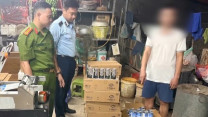 Phát hiện hơn 500 sản phẩm hóa chất nghi bị “phù phép” nhãn mác tại cơ sở kinh doanh