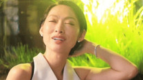 Nữ người mẫu nói về cảnh nóng với 3 nam diễn viên trong một bộ phim