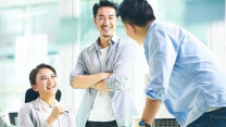 Đi làm nhiều năm mới hiểu: Có 4 kiểu đồng nghiệp càng thân càng giúp bạn tiến xa