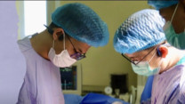 Sưng khớp gối kéo dài, bé trai 6 tuổi phát hiện mắc ung thư xương ác tính