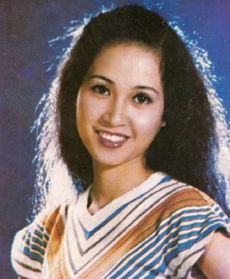 NSND Lan Hương thời trẻ.