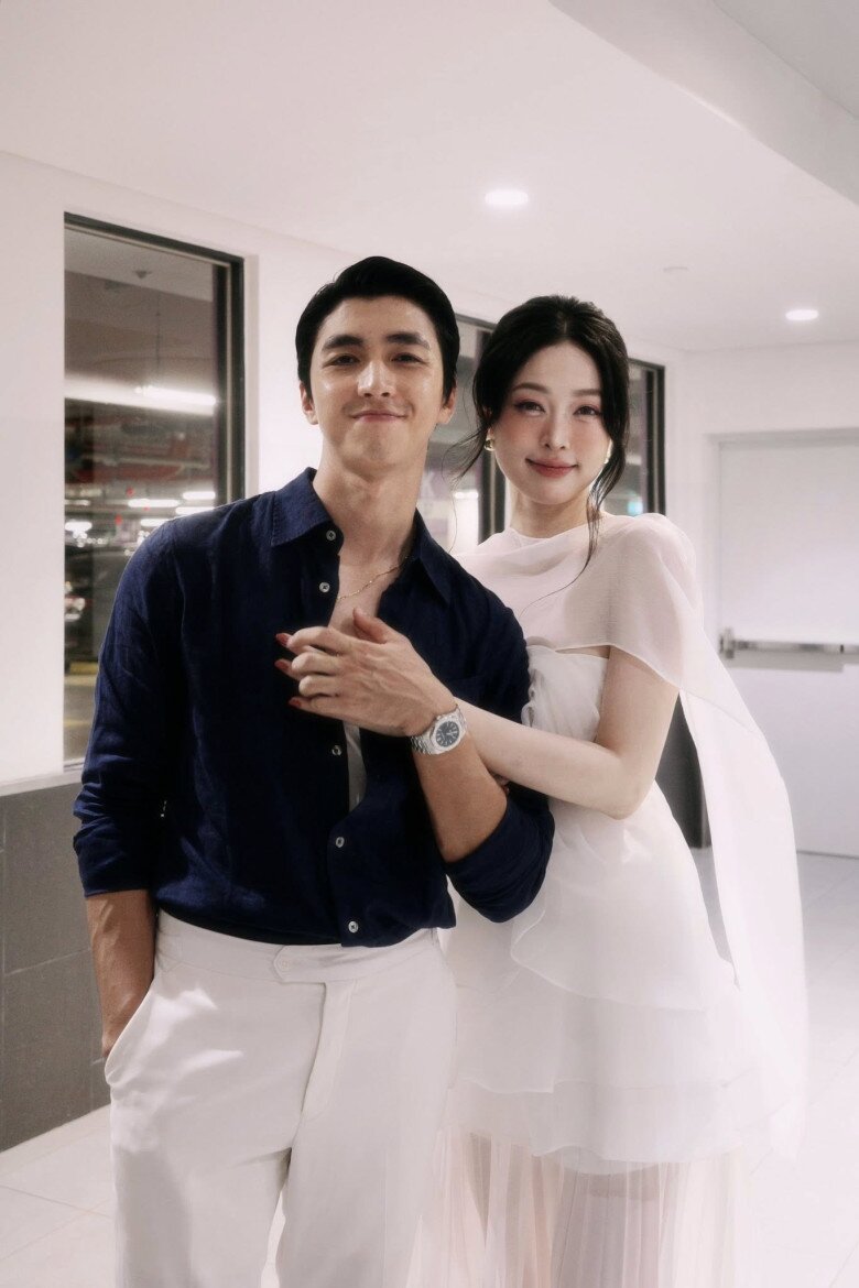 Nam diễn viên có cuộc hôn nhân đáng ngưỡng mộ bên bà xã - Á hậu Phương Nga.