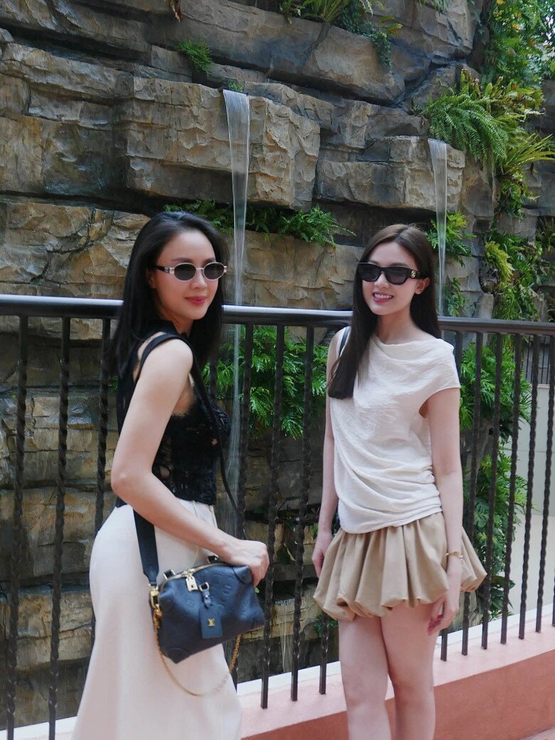Lương Thanh và Hồng Diễm vẫn giữ mối quan hệ thân thiết và xưng hô mẹ - con.