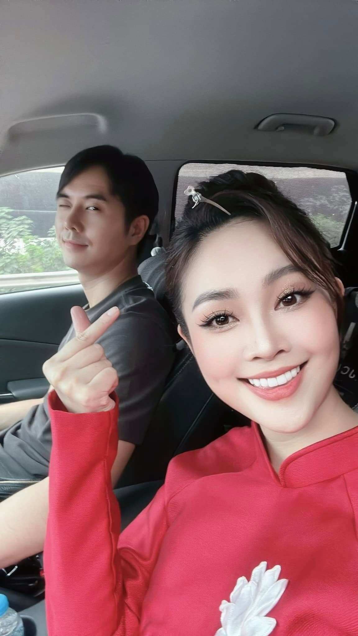 Với cặp đôi, sự bình yên, vui vẻ là điều quan trọng nhất trong cuộc sống.
