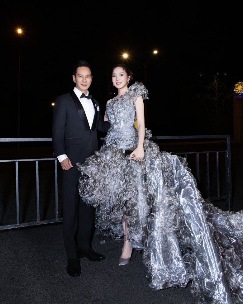 Từ ca sĩ, anh trở thành đạo diễn trăm tỷ của showbiz.