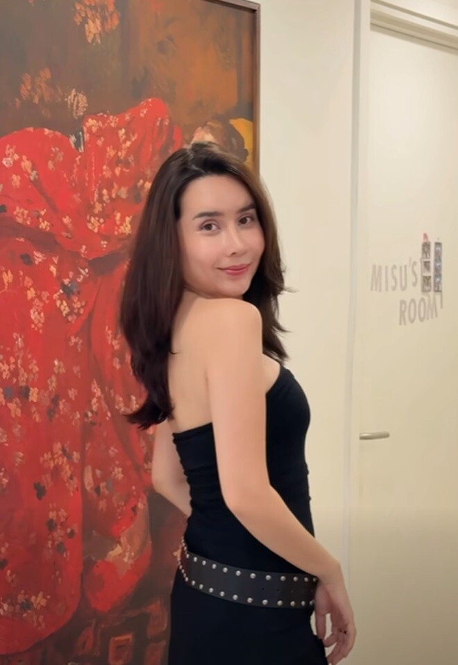 Lưu Hương Giang ngày càng trẻ trung gợi cảm khi độc thân ở tuổi U45, amp;#34;không có người đợi ở sân ga vẫn phải xinhamp;#34; - 5