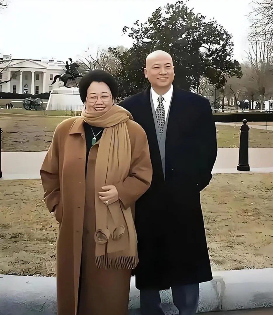 Đường Tăng từng từ chối lời cầu hôn của vợ 3 lần.