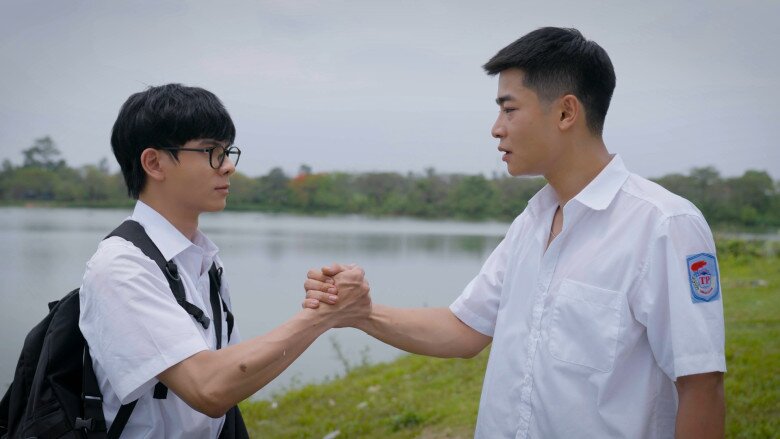 Tình bạn của 2 cậu nam sinh bất ngờ rẽ hướng trước biến cố tuổi trưởng thành.