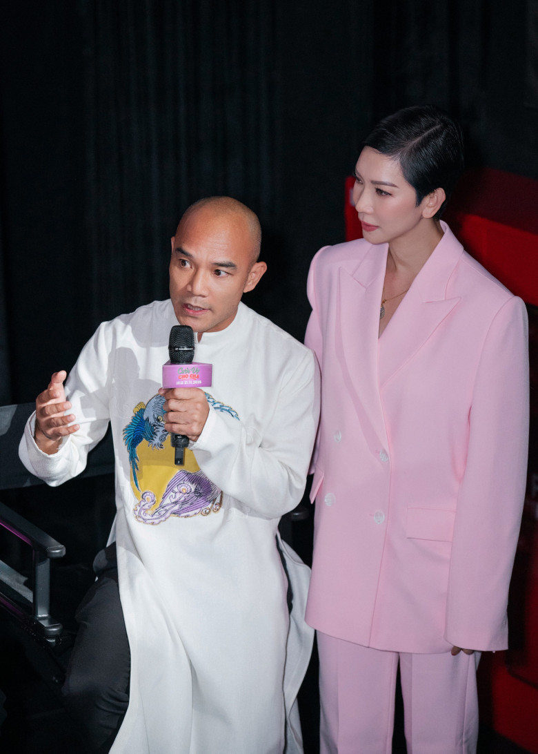 Bộ đôi đạo diễn Nguyễn Ngọc Lâm và nhà sản xuất Xuân Lan quyết định tạm dừng cuộc chơi với điện ảnh để học thêm.