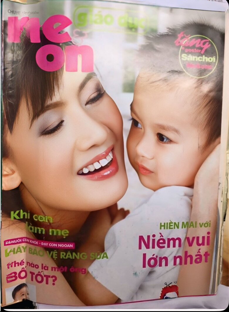 Hiền Mai chia sẻ bức hình của mình và con trai hồi nhỏ.