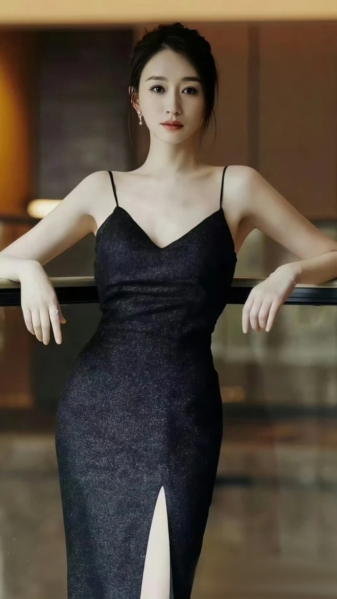 Lý Tiểu Nhiễm thỉnh thoảng khoe về ông xã khiến nhiều người ngưỡng mộ.