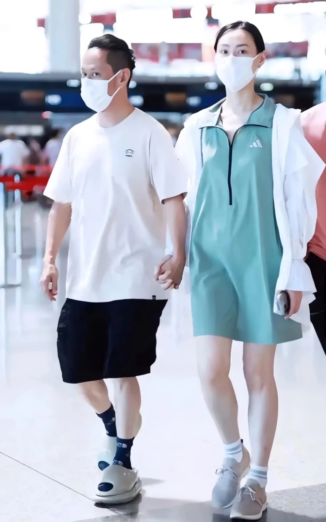 Lương Lạc Thi và Mã Dục Kha quan hệ vẫn rất gắn bó.