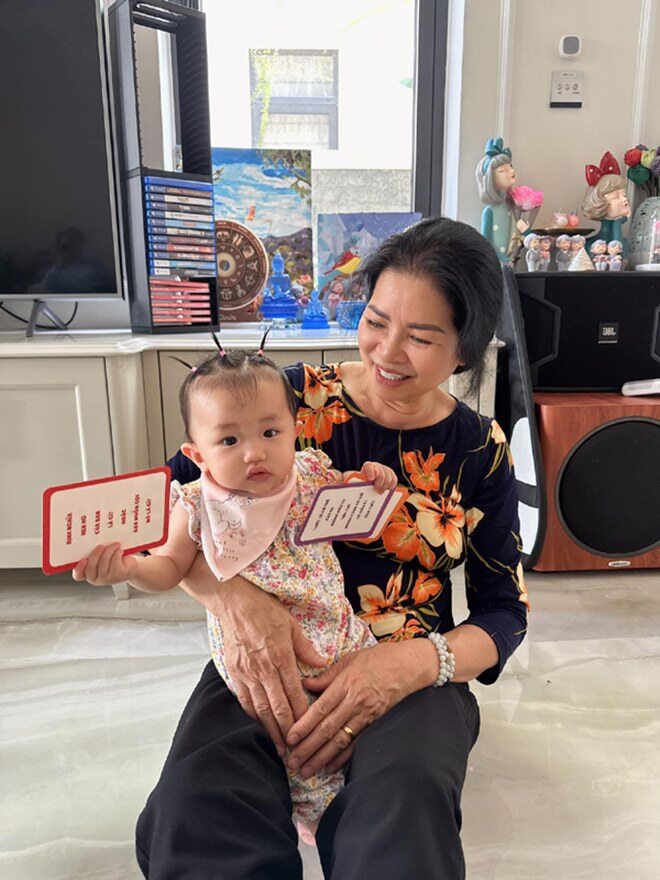 Mẹ ruột diễn viên amp;#34;Nhật ký Vàng Anhamp;#34; có nhan sắc hồi trẻ cực phẩm, nhìn sang người bố ai nấy đều trầm trồ - 7