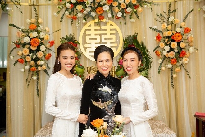 Khi mang bầu Lan Ngọc, bà Cúc từng nghĩ mình mang thai con trai.