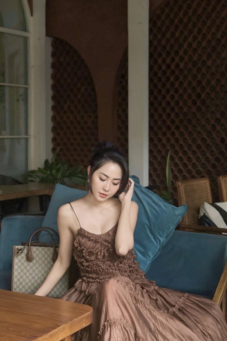 Mỹ nhân amp;#34;Bỗng dưng muốn khócamp;#34; U40 chưa chồng, diện mạo trẻ bất chấp như hồi đôi mươi - 4