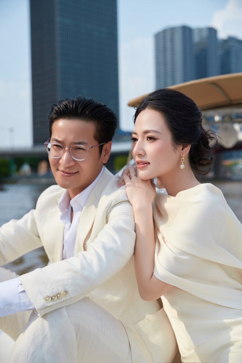 Việt Hoa cho biết chồng là người tốt bụng, tử tế, khác hoàn toàn những vai phản diện trên phim.