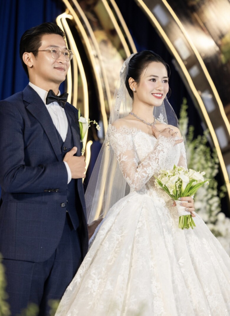 Nữ diễn viên tận hưởng việc sống chung với gia đình chồng.