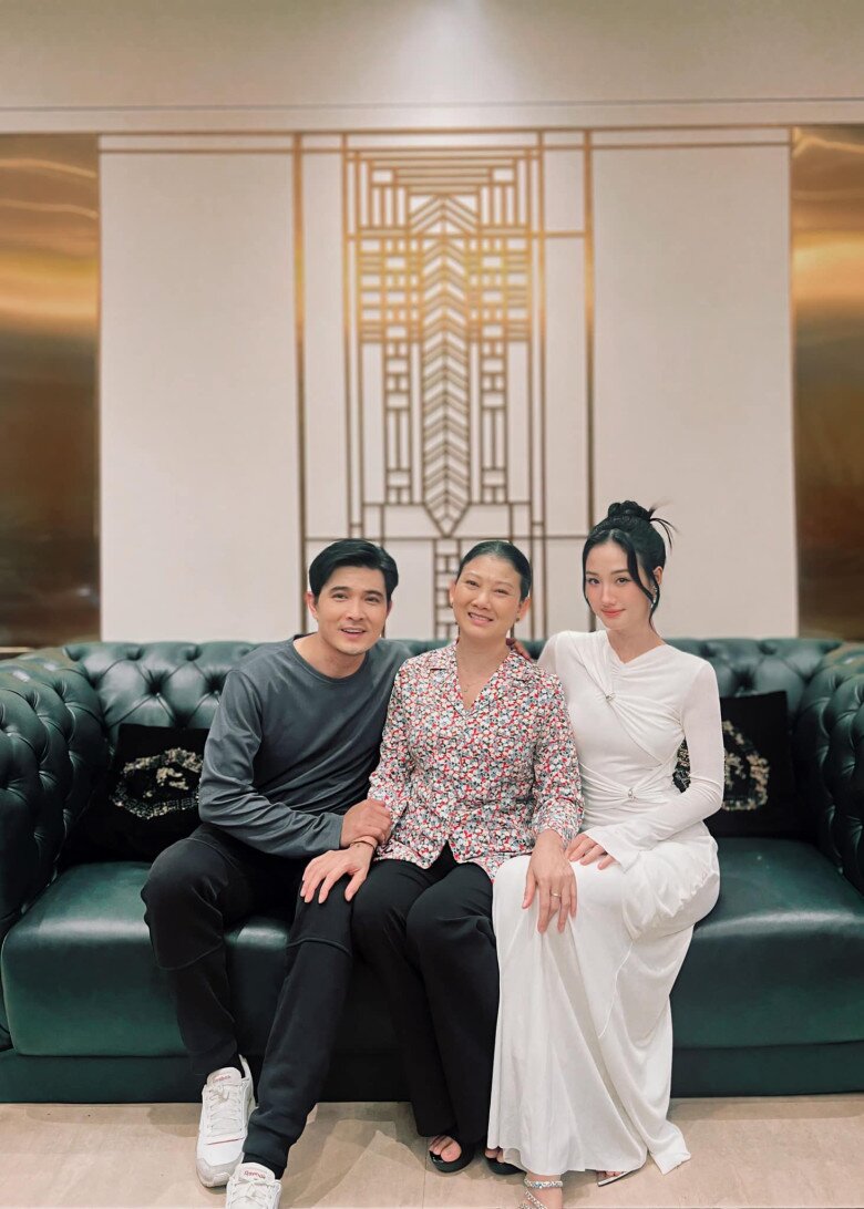Cô từng tham gia đóng Trạm Cứu Hộ Trái Tim.