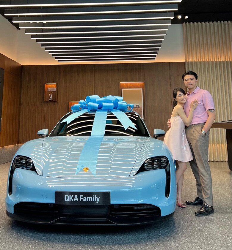 Nữ ca sĩ lấy chồng Hà Nội cao gần 1m9 nhà amp;#34;trâm anh thế phiệtamp;#34;, sống giàu có trong cơ ngơi 350m2 như resort - 14