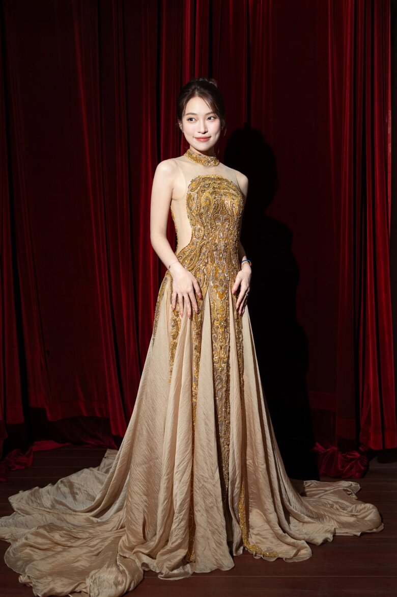 Nhờ thực lực, cô trở thành một MC đắt show hiện nay.