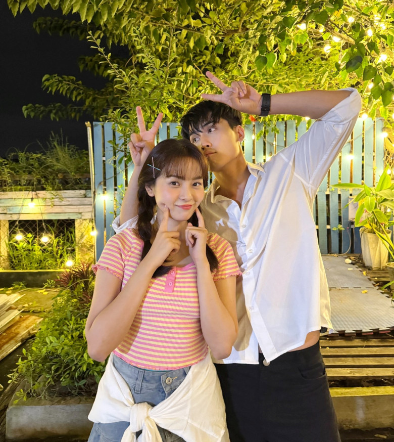 Những người hâm mộ thường xuyên theo dõi và ủng hộ việc đẩy thuyền cho cặp đôi ngoài đời thực.