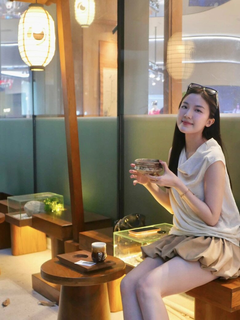 Lương Thanh ghi điểm tuyệt đối với nhan sắc tươi tắn rạng ngời sau thời gian dài vắng bóng trên sóng VTV.