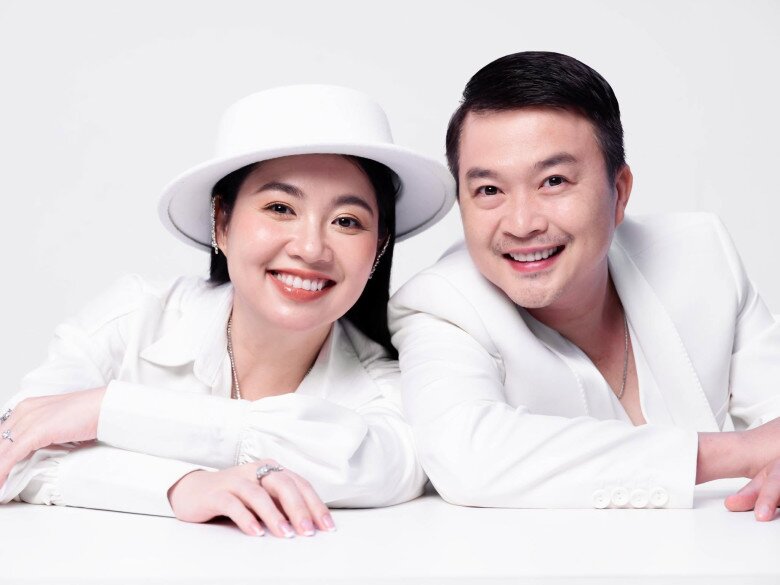 Hai vợ chồng Lê Khánh - Tuấn Khải hẹn hò từ thời sinh viên.