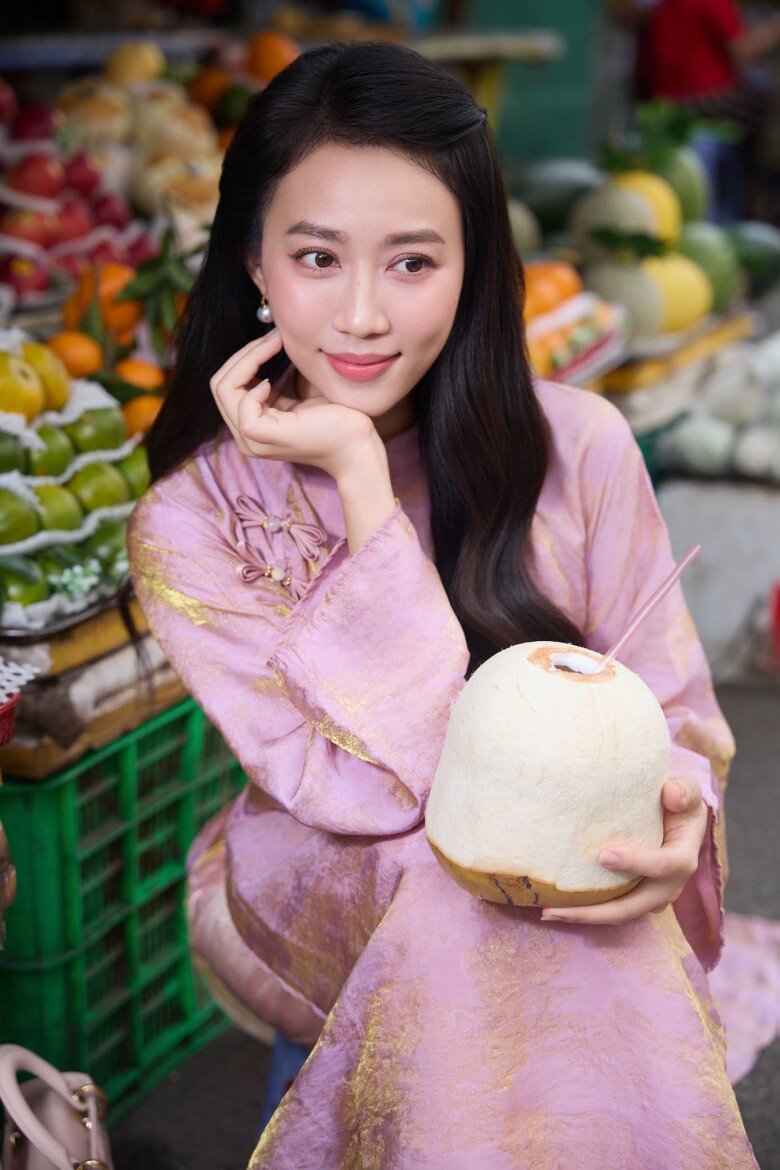 Hồng Loan còn kinh doanh phụ kiện thời trang cho nữ và đầu tư bất động sản.