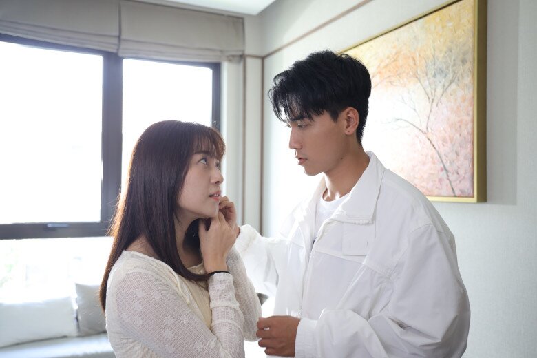 Võ Điền Gia Huy bày tỏ sự trân trọng và thừa nhận rung động trước những điều bạn diễn làm cho mình.