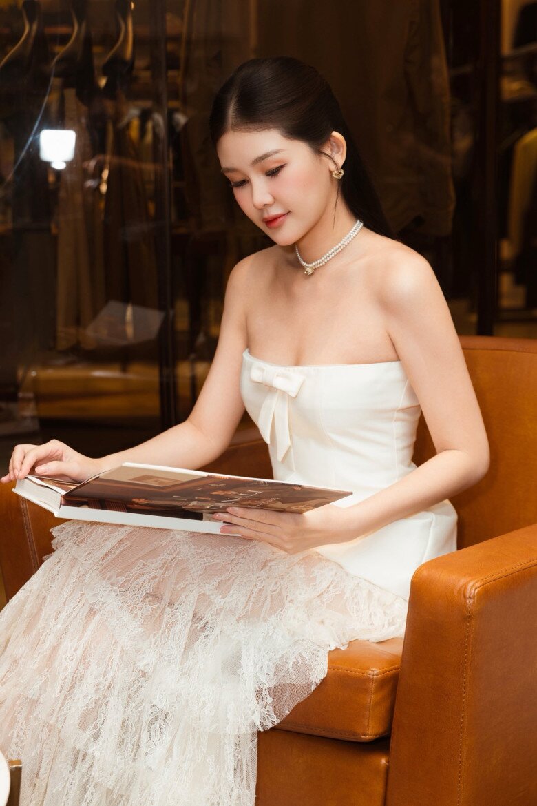 Hoa hậu Lê Âu Ngân Anh được bổ nhiệm giữ chức Phó trưởng khoa vào cuối năm 2025.