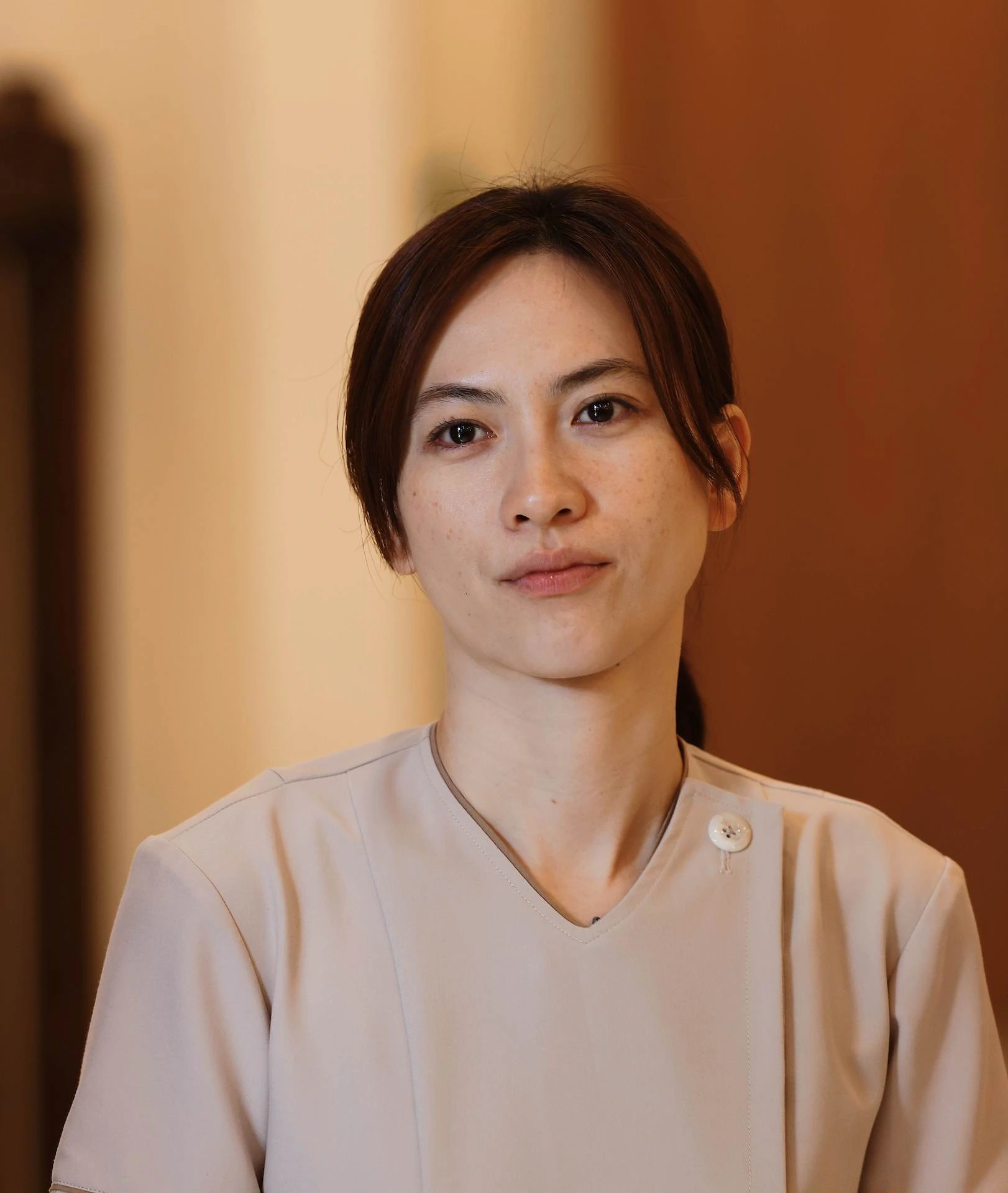 Phương Anh Đào thành công khi đảm nhận vai Mai - người phụ nữ hồng nhan nhưng cuộc sống khổ ải.