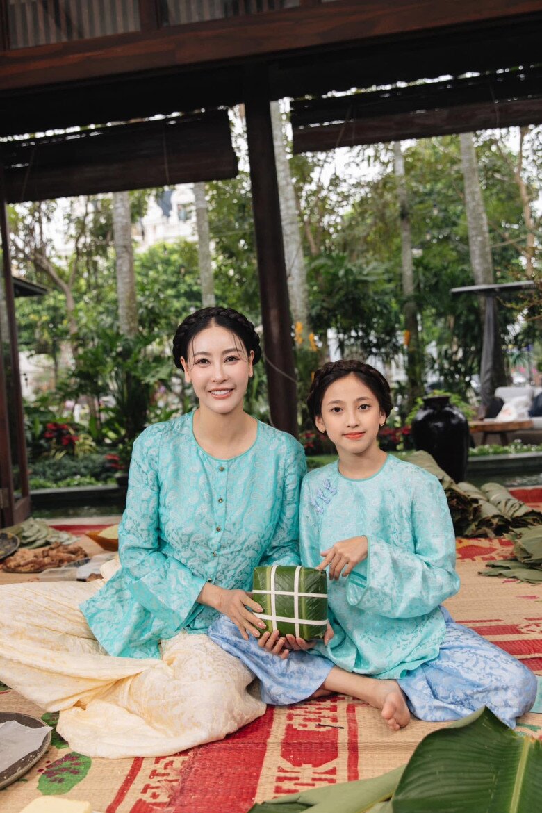 Dù gia cảnh giàu có, Hà Kiều Anh vẫn dạy Viann biết “nữ công gia chánh”.