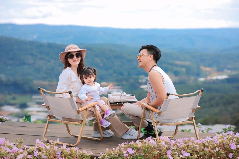 Vợ chồng Kha Ly và Thanh Duy trải qua hành trình đầy gian nan để có con đầu lòng.