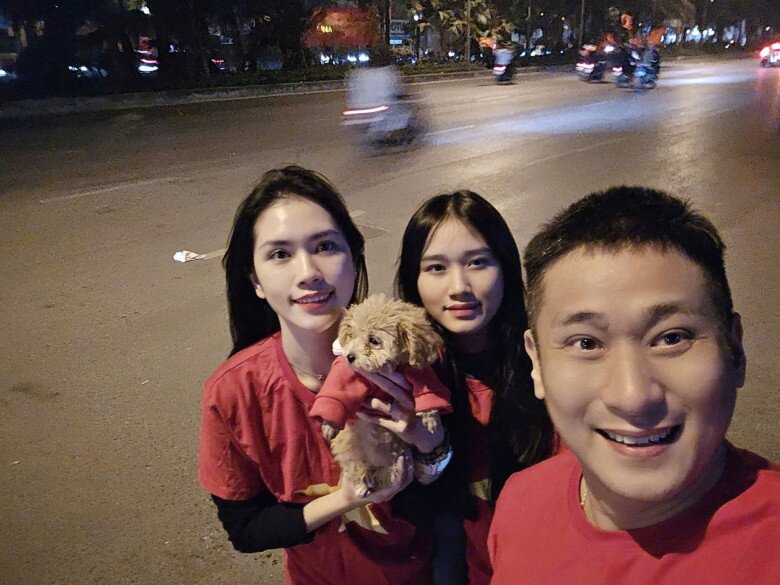 Gia đình hạnh phúc của vợ chồng Minh Tiệp và Thùy Dương.