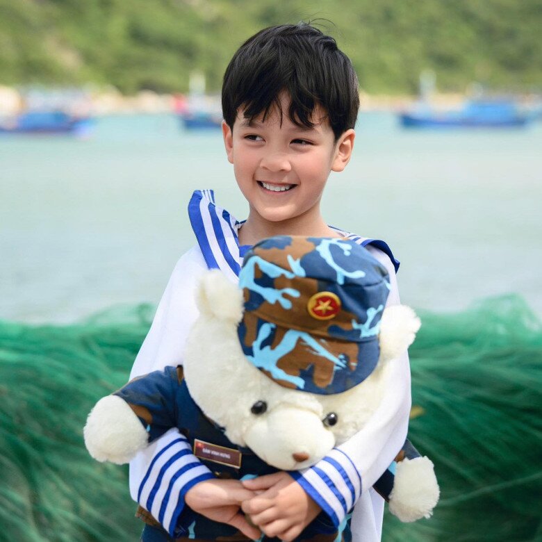 Bé Polo là một trong những “hot kid” được khán giả yêu mến trên mạng xã hội.