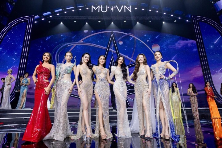Công khai bảng điểm ở các cuộc thi hoa hậu: Đảm bảo tính công bằng hay sự vô tình làm tổn thương phụ nữ - 11