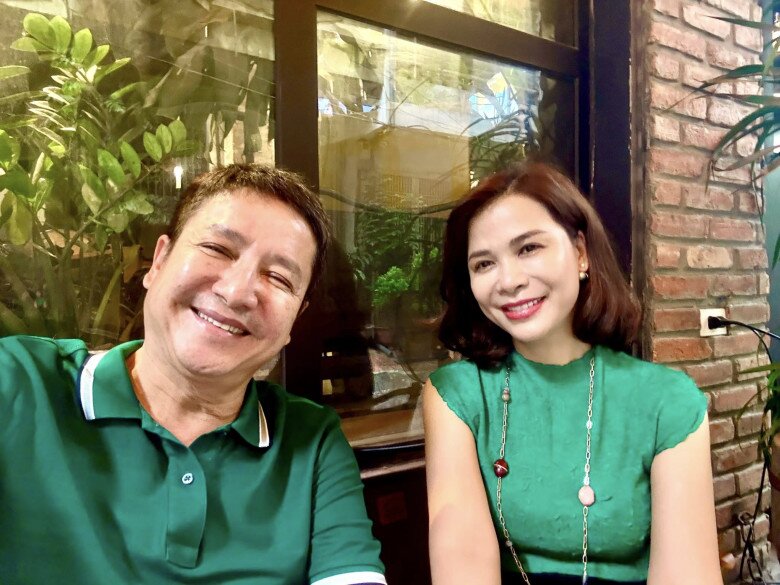 NSƯT Chí Trung và Ý Lan có mối tình hạnh phúc kéo dài hơn nửa thập kỷ.