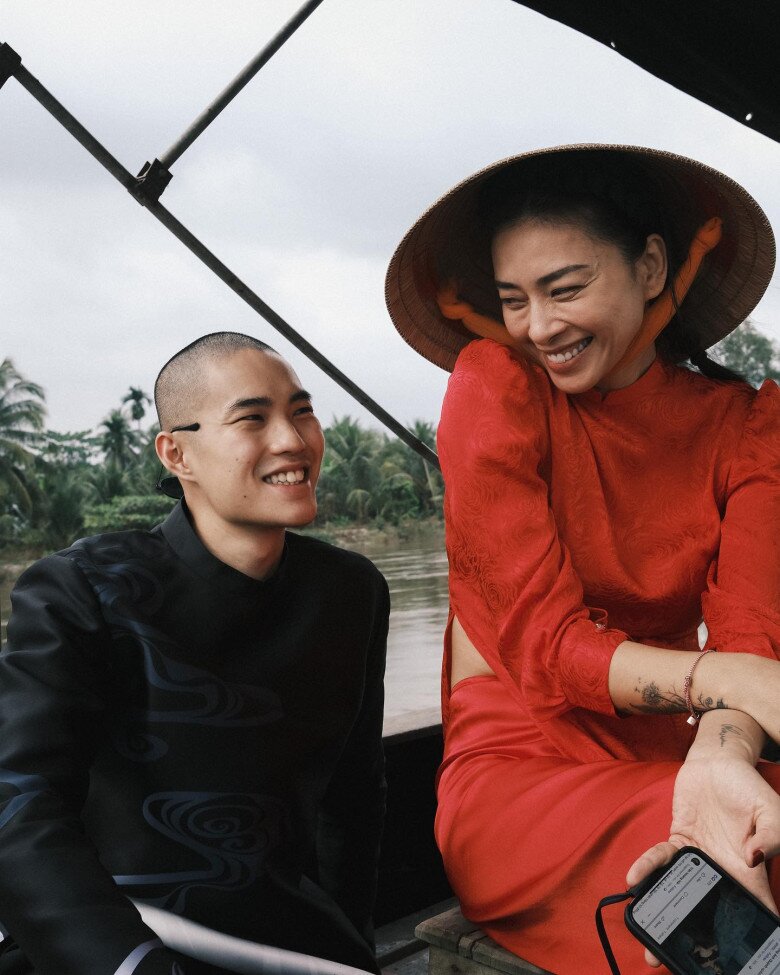 Đăng Trần cùng vợ chồng Ngô Thanh Vân đi du lịch.
