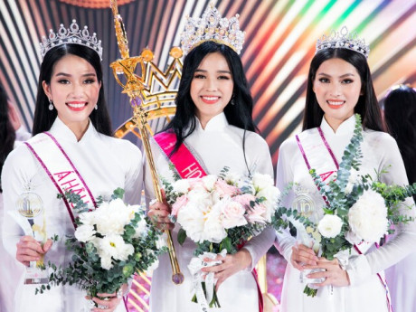 Cu c S ng Hi n T i C a Top 3 Hoa H u Vi t Nam 2020 Th H L m D u cu-c-s-ng-hi-n-t-i-c-a-top-3-hoa-h-u-vi-t-nam-2020-th-h-l-m-d-u