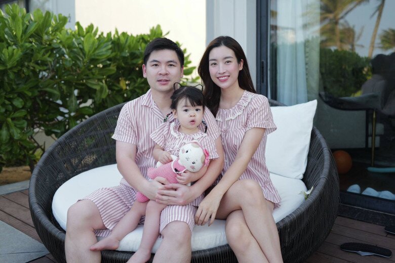 Hoa hậu Đỗ Mỹ Linh được khen ngợi nuôi con khéo léo.