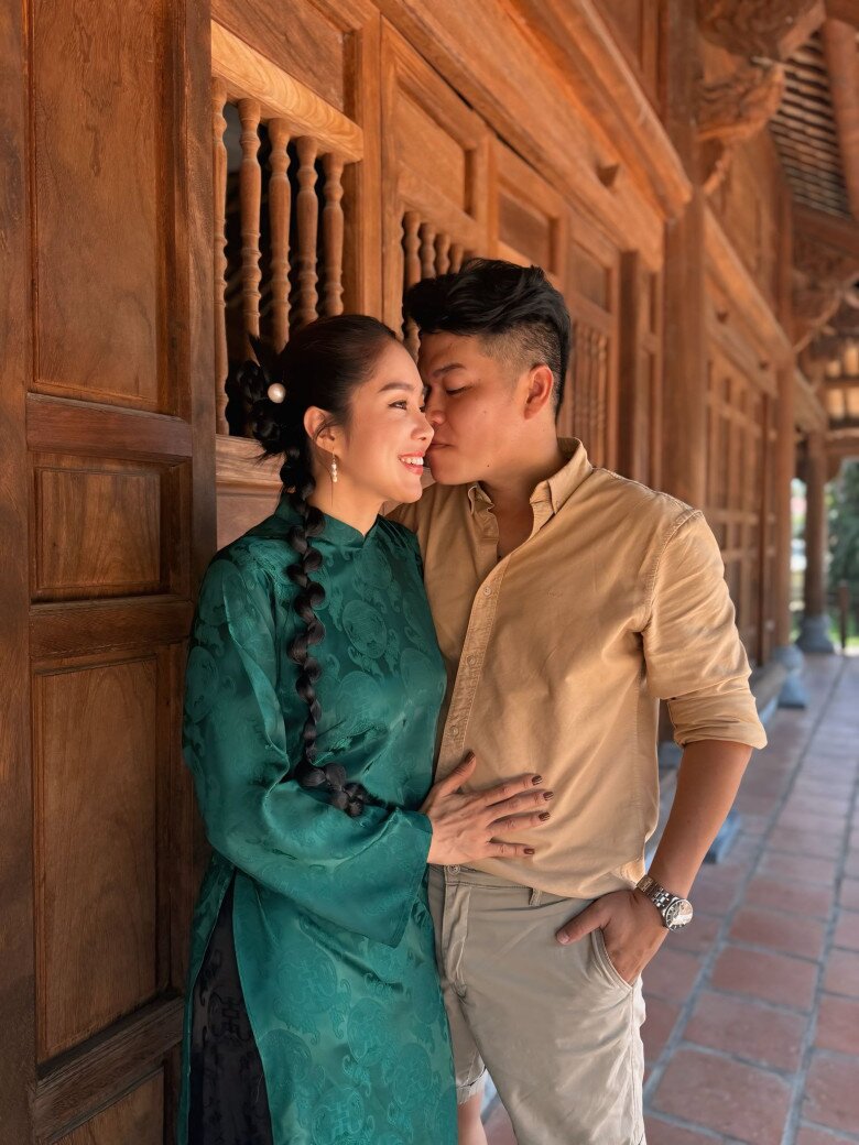 Lê Phương được Trung Kiên ủng hộ hết mình khi theo đuổi nghệ thuật.