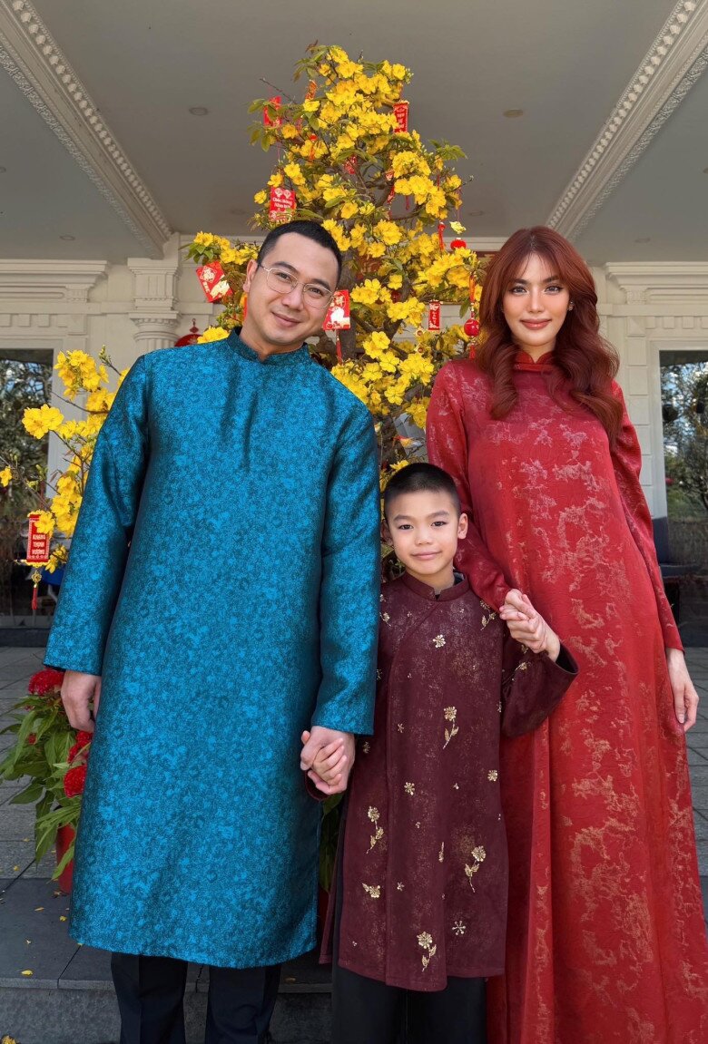 Gia đình hạnh phúc của Hoa khôi Lan Khuê.
