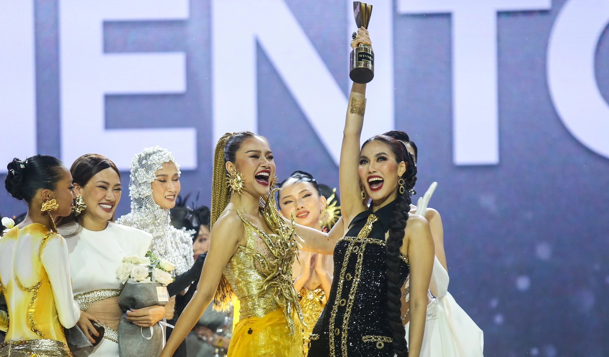 Lan Khuê là 1 trong những cái tên nổi bật khi tham gia truyền hình thực tế với vai trò huấn luyện viên.