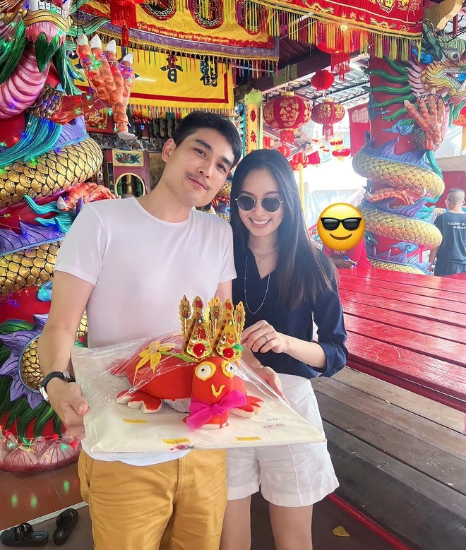 Mỹ nhân 18 tuổi đăng quang Hoa hậu rồi trở thành amp;#34;huyền thoạiamp;#34;, ngày cưới đại gia ngành thiếc được tặng vương miện bằng vàng - 13