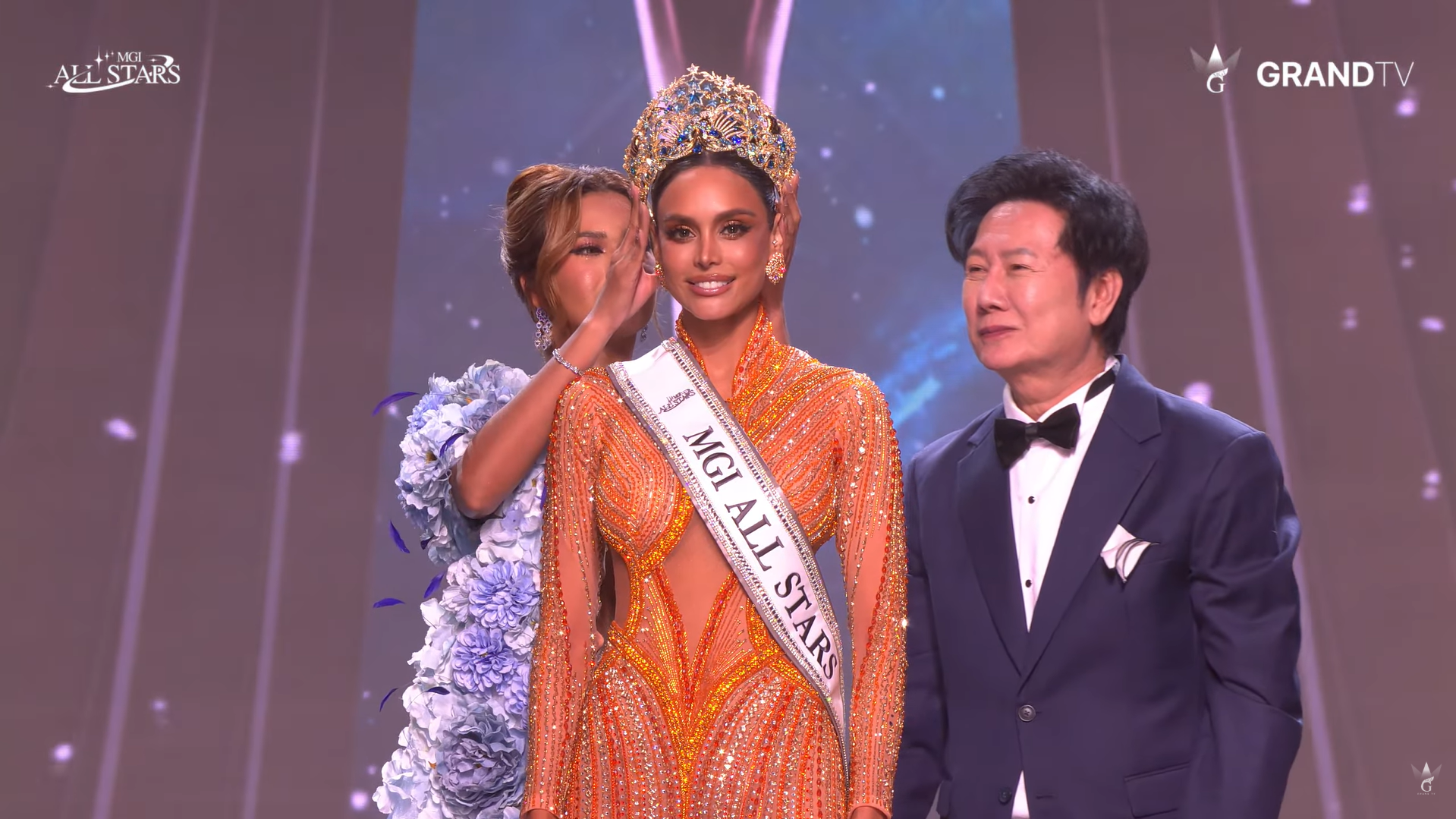 Trực tiếp Chung kết MGI All Stars: Tân Hoa hậu chính thức gọi tên đại diện Colombia, Hương Giang là Á hậu 2 - 1