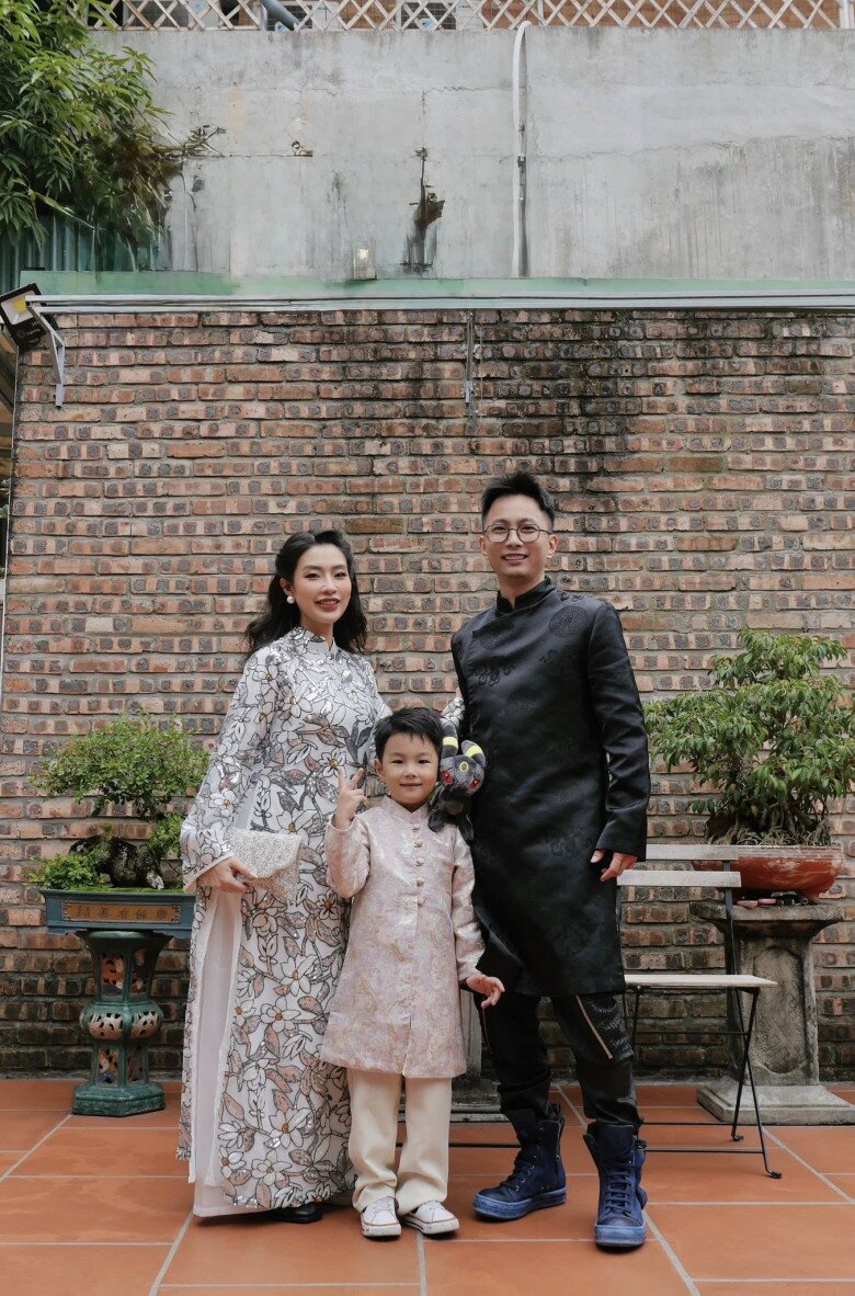 Bé Ma Bư hào hứng khi sắp được “lên chức” anh trai.