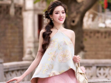 Phương Oanh hiến tạng