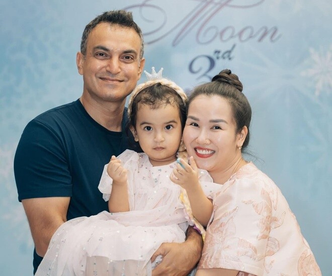 Ái nữ lai Ấn của Võ Hạ Trâm đam mê ca hát giống mẹ.